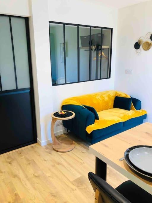 Maisonnette Avec Terrasse Argences Extérieur photo