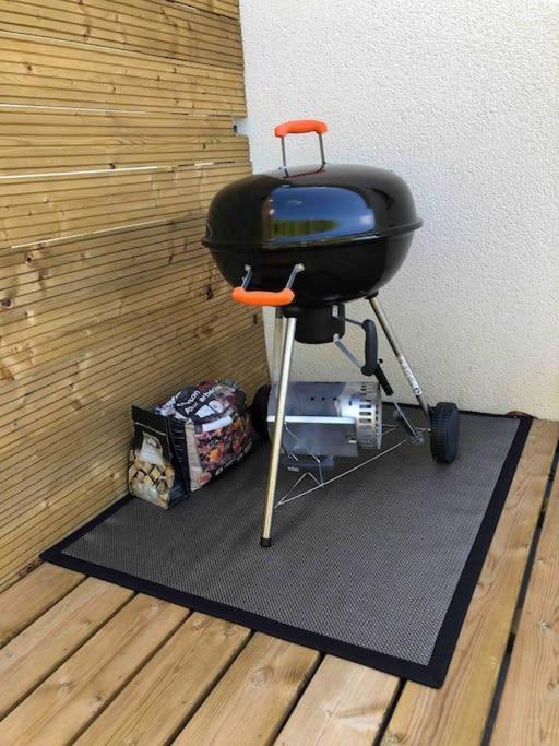 Maisonnette Avec Terrasse Argences Extérieur photo